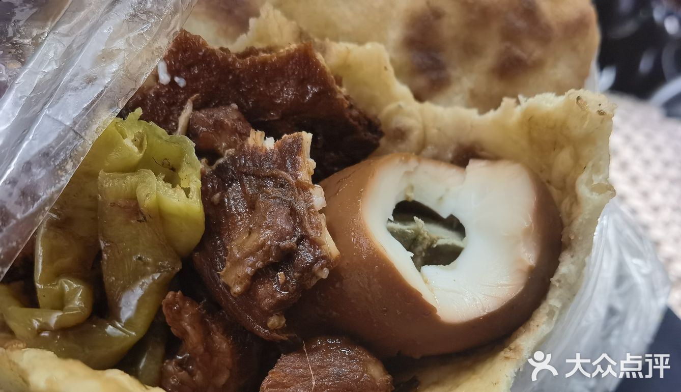 传说中的今年早餐扛把子，终于吃上这一口：王虎子大饼