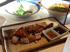 -香山湖家家宴(中山陵店)