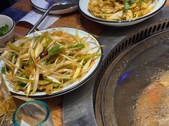 -山河屯铁锅炖·非遗东北菜(南山店)
