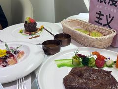 -晶雅花园西餐厅(南京首店)