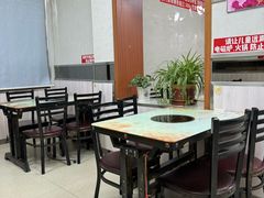 -荣吉招牌自助骨头锅(顾乡店)
