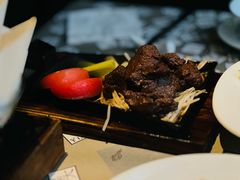 -穹六人间 people 6(岳阳路店)
