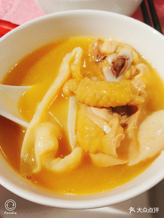 裕华东发.火锅酒楼浓汤花胶鸡锅图片