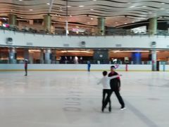 -冰纷万象滑冰场(沈阳万象城店)