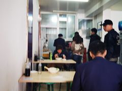大堂-老鲁牛肉板面(金环里店)