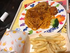 -蓝精灵乐园·世茂精灵之城主题乐园