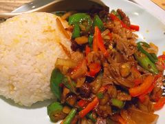 辣牛肉拌饭-状元阁烧烤(新华路总店)