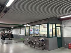 -人民广场-地下停车场