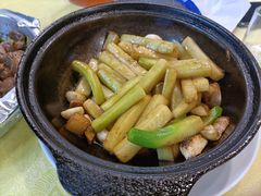 -盛记顺德高佬猪杂粥