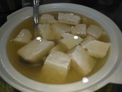 -石磨豆花家常菜·牦牛排土火锅