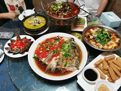 -芊城人家酸菜鱼馆(百水芊城怡水坊店)