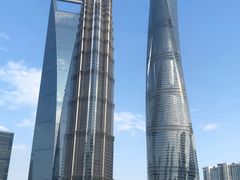 -陆家嘴空中步行连廊
