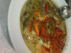 -姚姚酸菜鱼·金戈戈香港豉油鸡(喜荟城联名店)