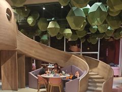 -水桶王国主题餐厅·聚会·生日派对·亲子活动·家庭套餐(亚龙湾希尔顿店)