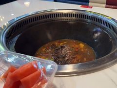 -哈尔滨烧烤·山河村铁锅炖(交大店)
