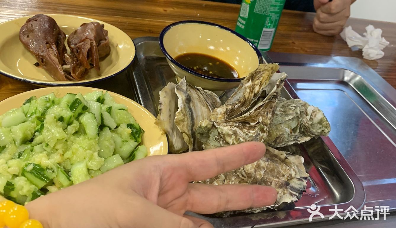 龙虾烧烤，美人佳肴