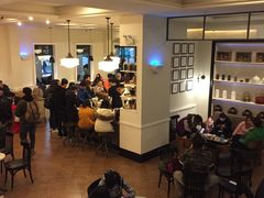 大堂-星巴克臻选(广州沙面店)