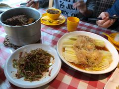 -俭朴菜(鲁磨路店)
