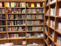 -百新书局(尚悦湾店)