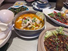 柠檬酸汤黑鱼片-鹅冠港式茶餐厅(来福士店)