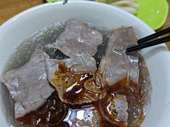 -锅贴王小吃(南大街店)