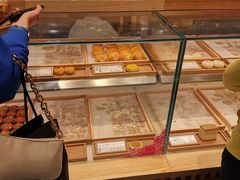 面包甜点陈列柜-泸溪河桃酥(欧尚店)