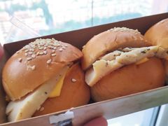意大利风味鸡肉芝士汉堡-中粮丰通（北京)食品有限公司