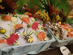 -海口绿发希尔顿酒店-田园汇自助餐·三文鱼·海鲜