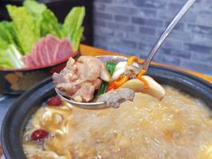 鸡肉-菌之家·专业纯野生菌火锅·特色炒菌