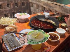 -周小明火锅(黑金冠社区店)