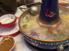 -毛辣果·贵州红酸汤牛肉火锅(西单店)