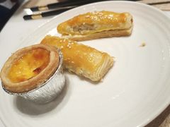 -鲜艳全日餐厅(长江之舟华邑酒店)