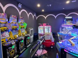 -MELAND CLUB亲子乐园·派对·餐厅(北京芳圆里ID MALL店)