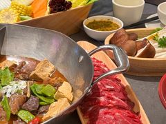 -左庭右院鲜牛肉火锅(上海荟聚店)