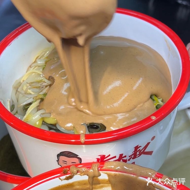 长春｜想吃黏糊麻辣烫就会想到他