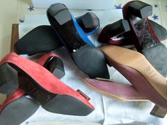 -京伟修鞋洗鞋奢侈品皮具护理店