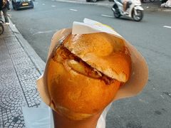 -Bánh Mì Huynh Hoa