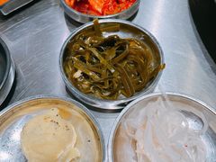 -哈哈碳都·牛肋条无限自助烤肉(台江万达店)