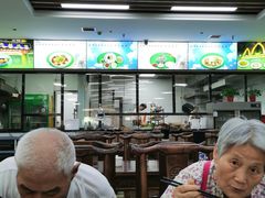 -崇德楼水盆牛羊肉泡馍馆(文艺路店)