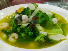 -石家饭店中市店