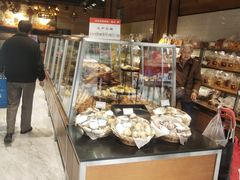 面包甜点陈列柜-苹果花园(昌里东路店)