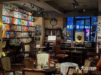 广州这家日咖夜酒氛围感拉满了……