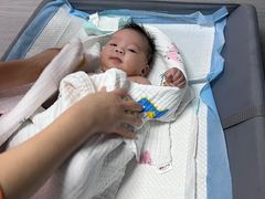 -爱的果实月嫂育婴师(世纪东方店)