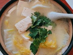 砂锅豆腐-小街锅贴(护国寺店)