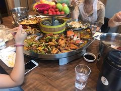-日进一片海.生腌海鲜火锅.宵夜烧烤(三里屯总店)
