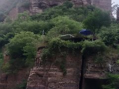 -龙潭大峡谷