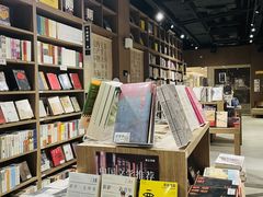 -漓江书院(三祺广场店)