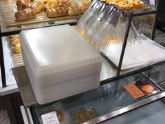 面包甜点陈列柜-BreadTalk面包新语·烘焙蛋糕(海岸城店)