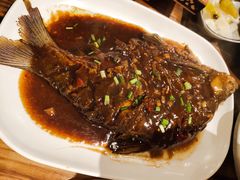 -霄汉牛三鲜湖北砂锅菜(万松园2店)