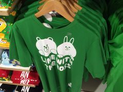 店内环境-优衣库(上海虹口龙之梦店)